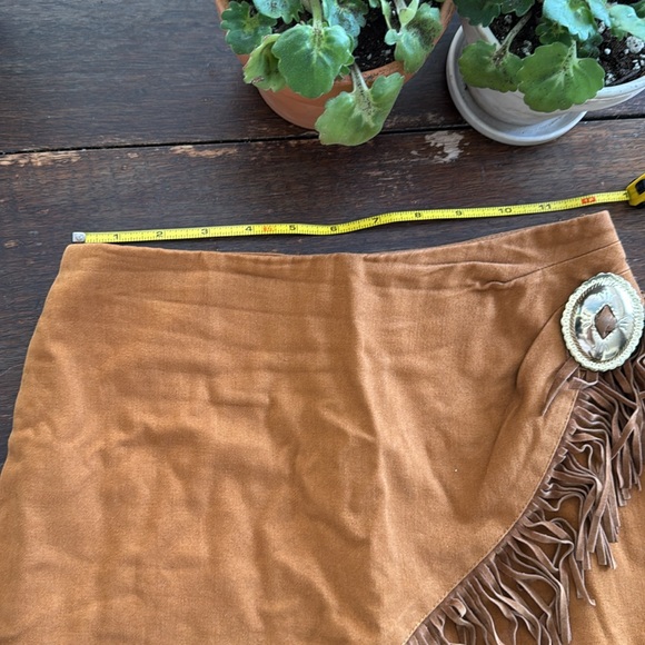 Vintage Western Attitude Mini Skirt with fringe - Picture 7 of 7